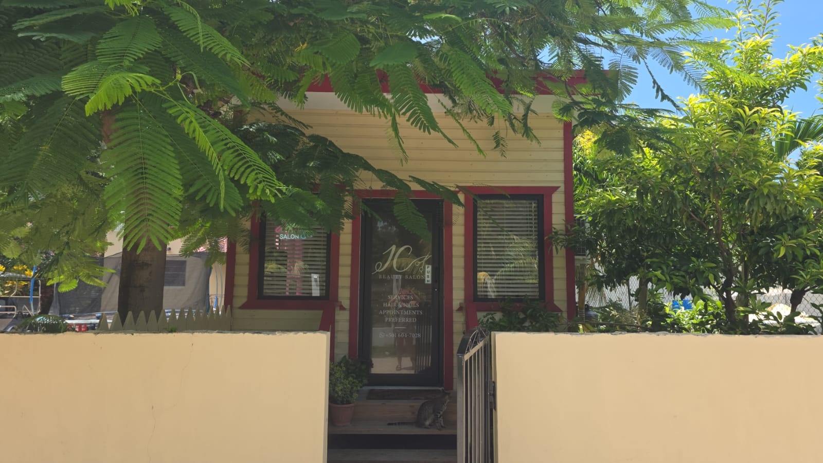 jessies-salon-san-pedro-belize-threading