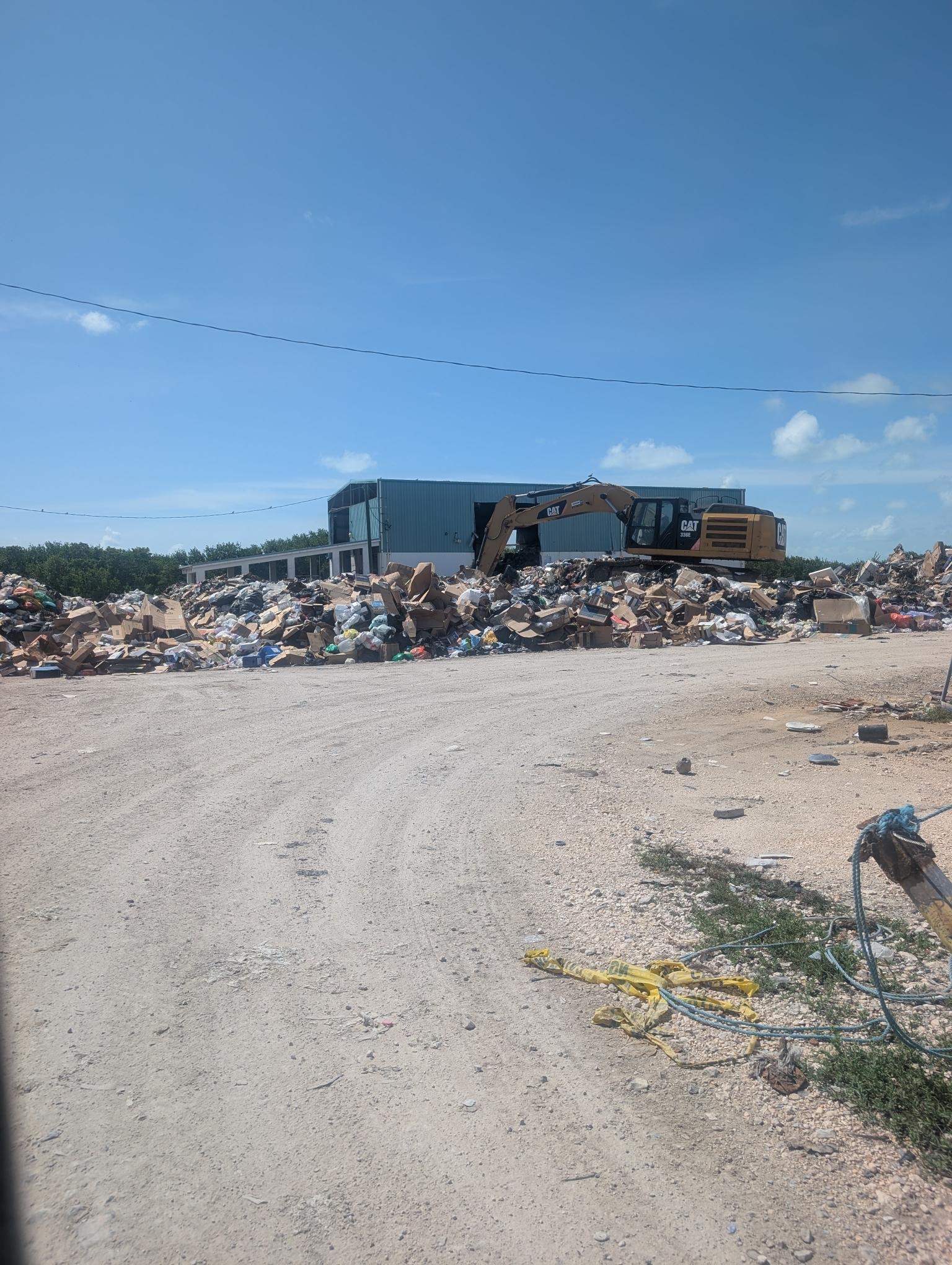 san-pedro-belize-trash-dump