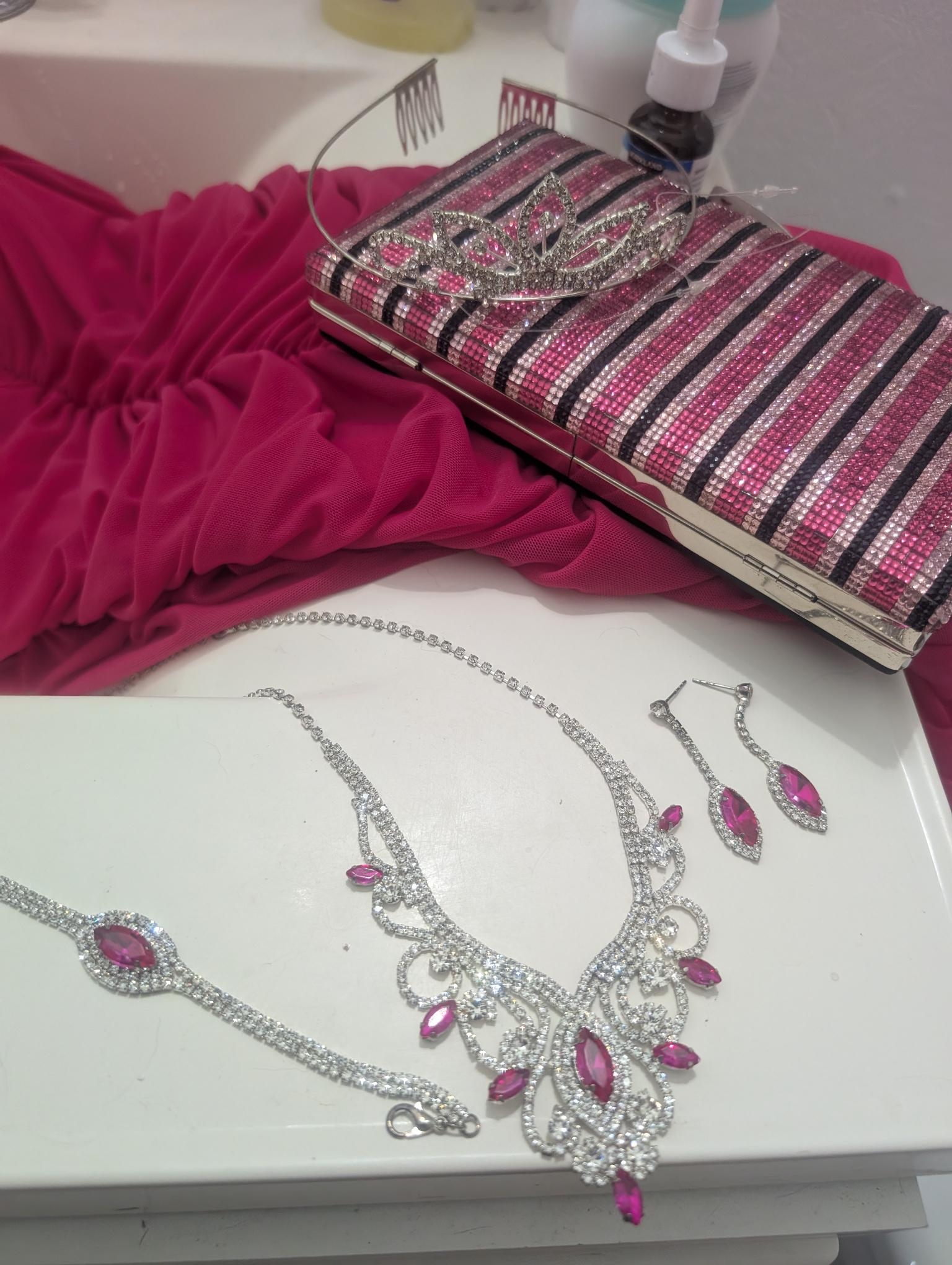 pink-boutique-san-pedro-clearance-accessories