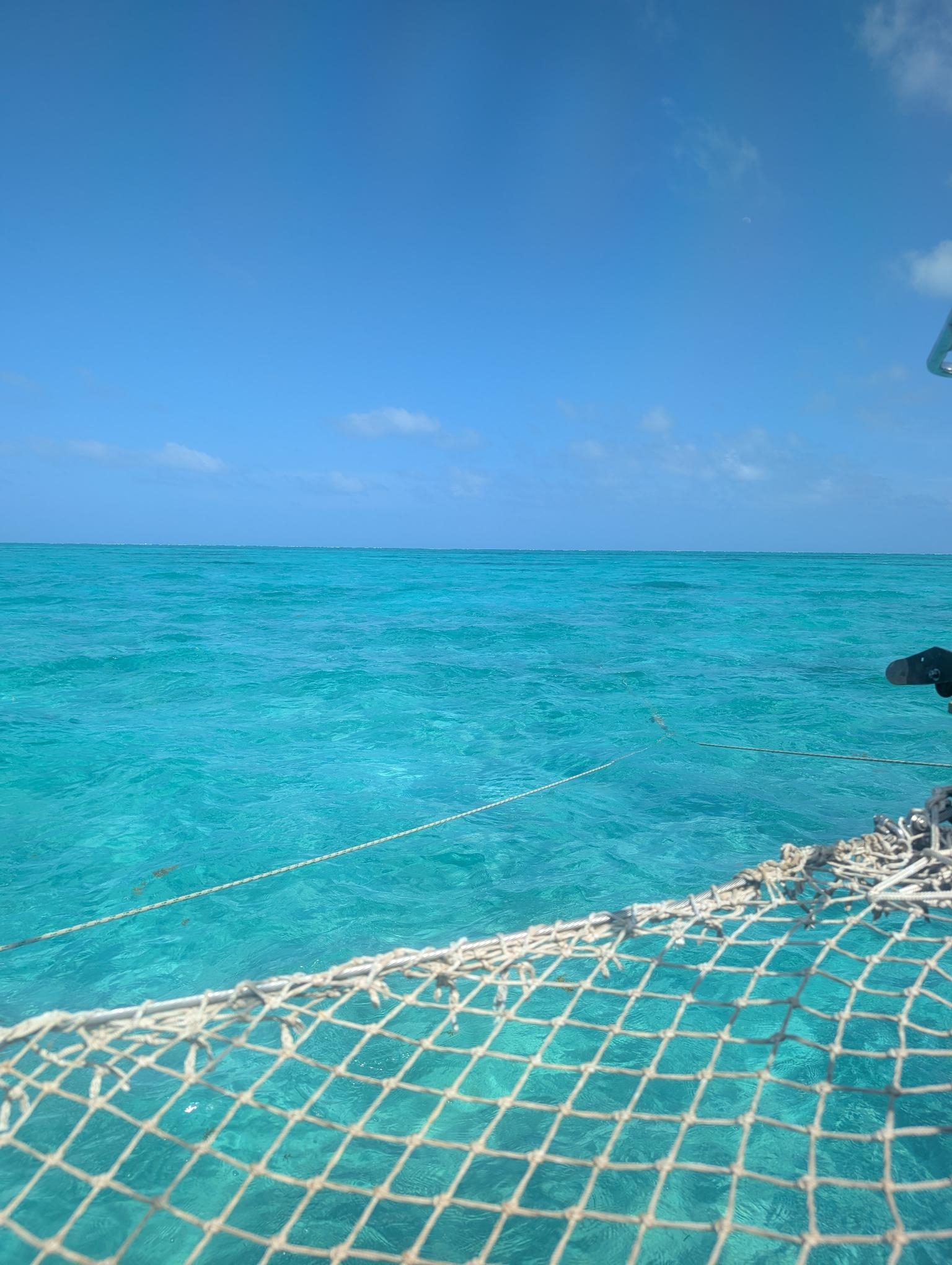 san-pedro-catamaran-tour-xsite-belize