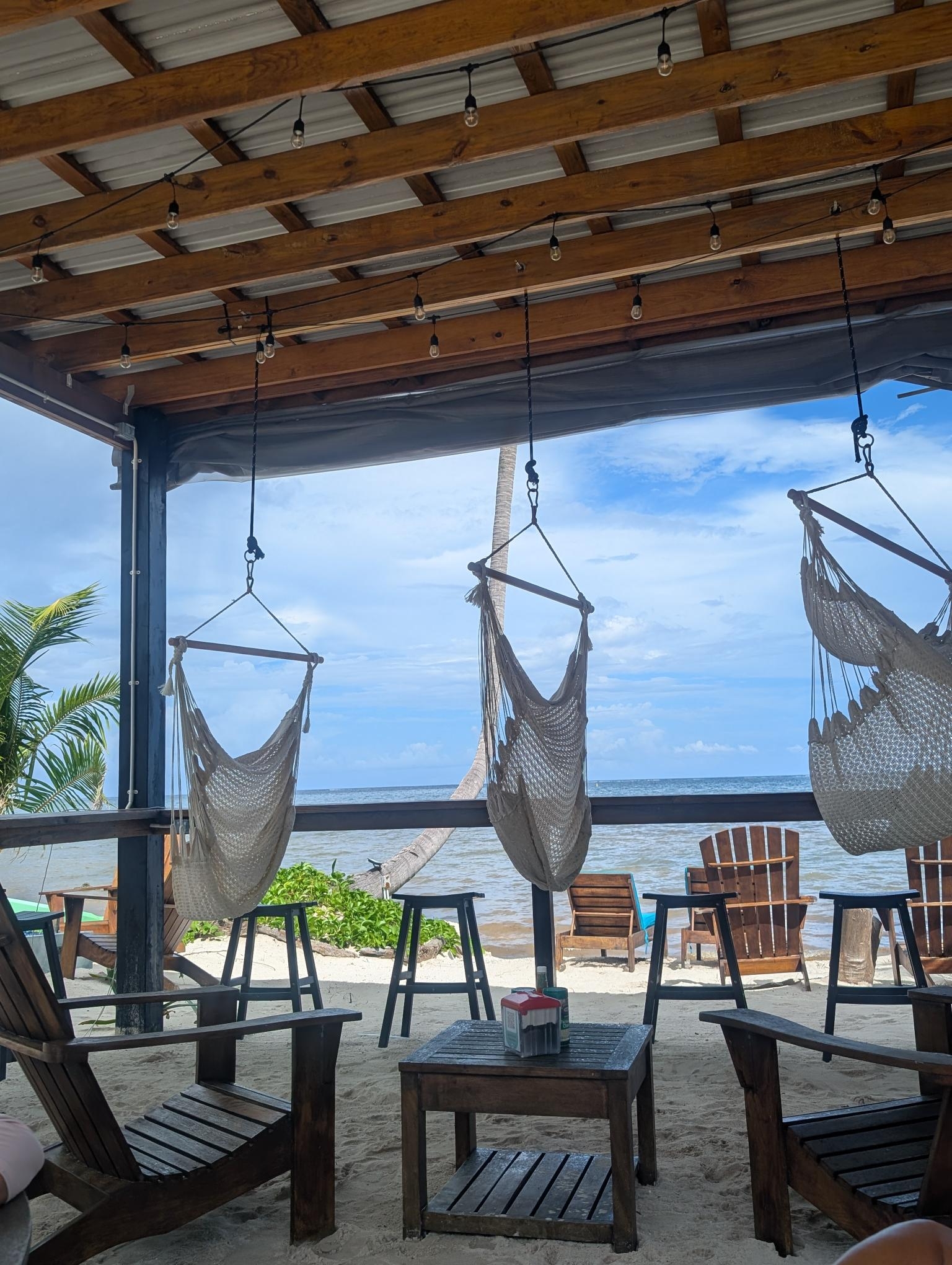 moon-bar-san-pedro-belize